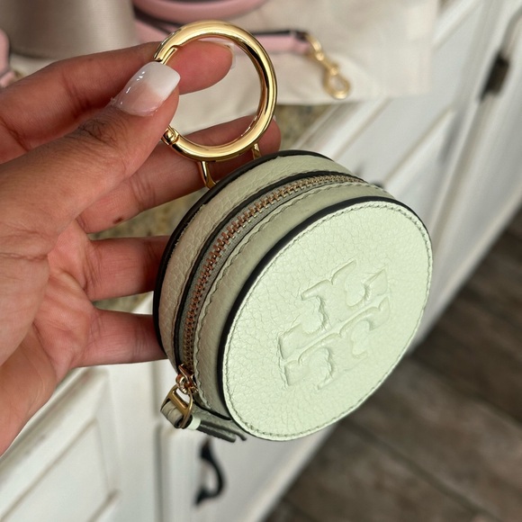 New Tory Burch pouch - Picture 5 of 5